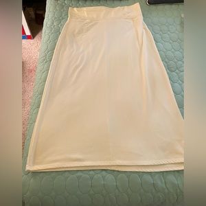White long Terry skirt.